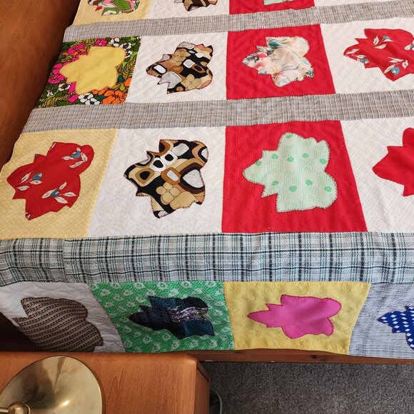 1970s Double knit Quilt Blanket Leaf Pattern Handmade Bright Colors Queen VTG - Picture 5 of 8